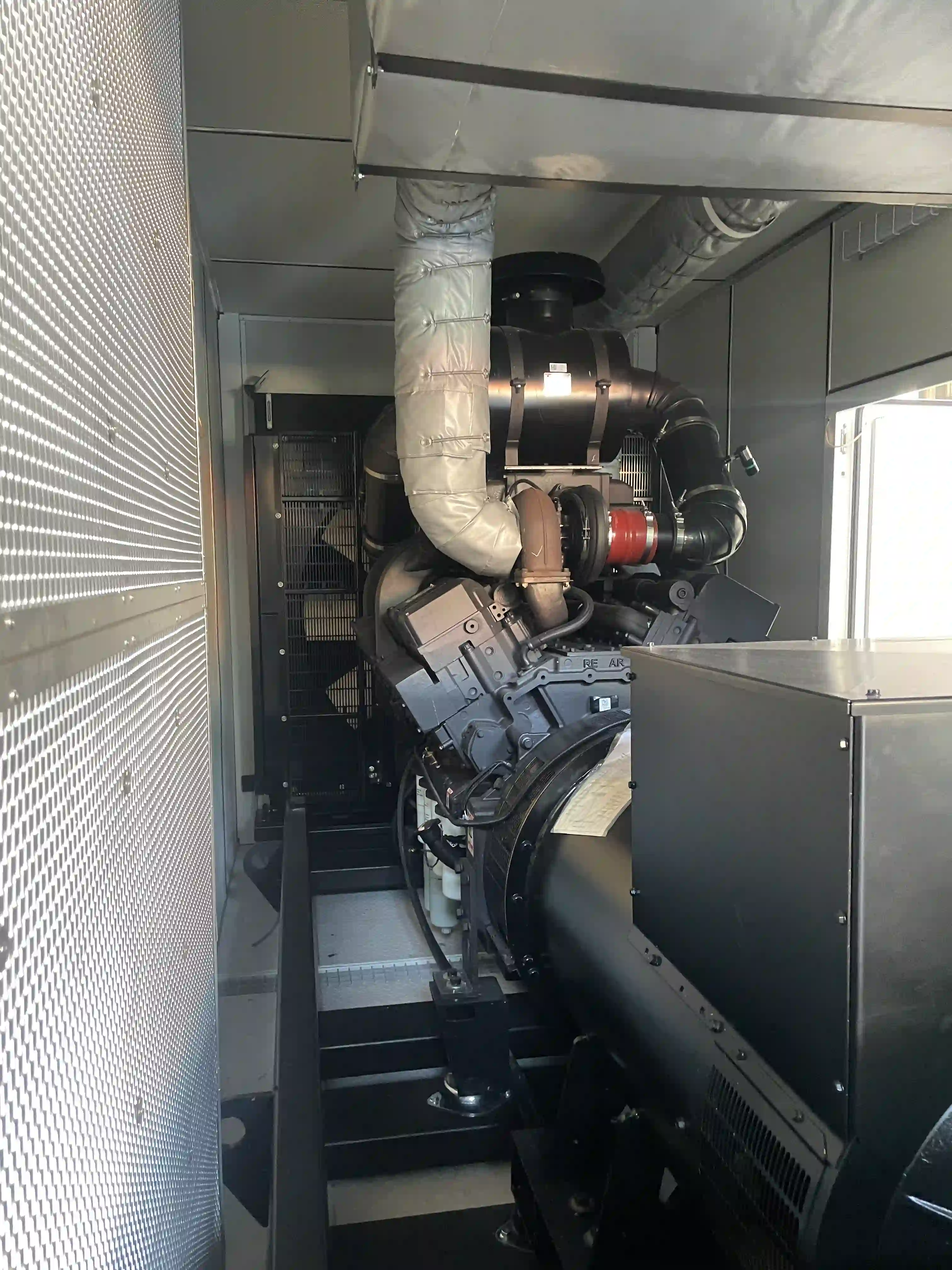 Máy phát điện Leroy-Somer TAL-A49-D